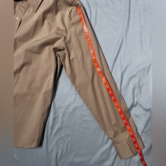 GAP Women's Beige Button Down Shirt - Picture 8 of 8